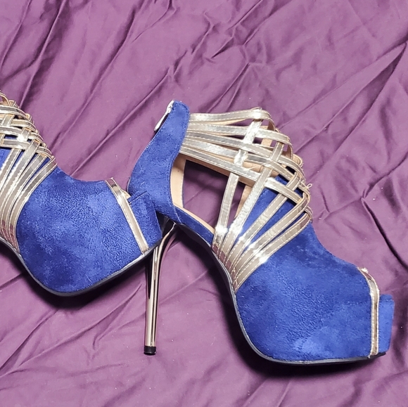 Shoes - New Navy and gold booties size 10